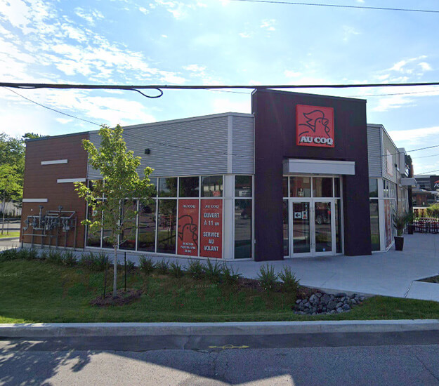 Exterior view of a Rôtisserie Au Coq in Terrebonne Exterior view of a Rôtisserie Au Coq in Terrebonne
